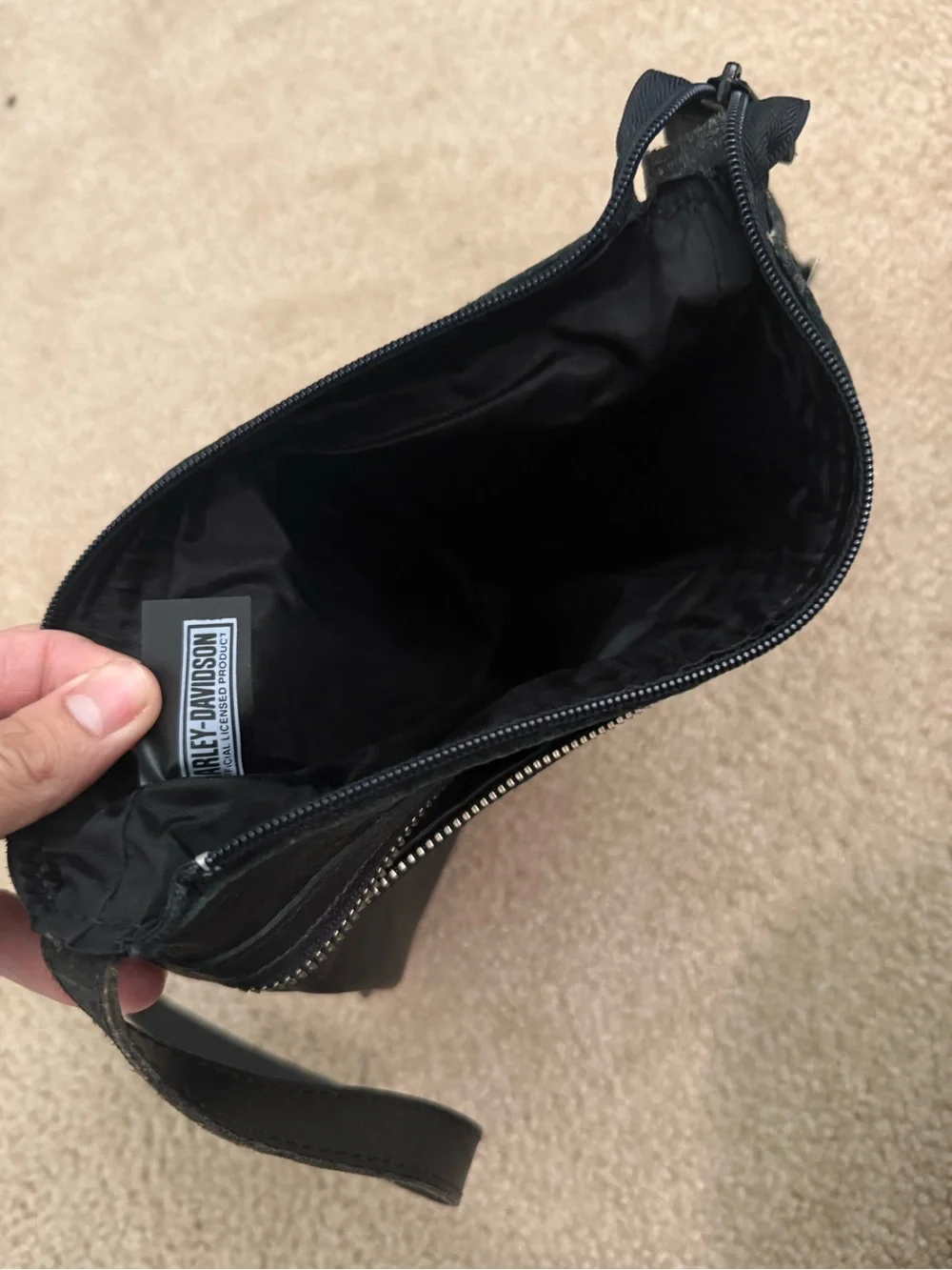Harley-Davidson Black Leather Messenger Crossbody with Front Zip